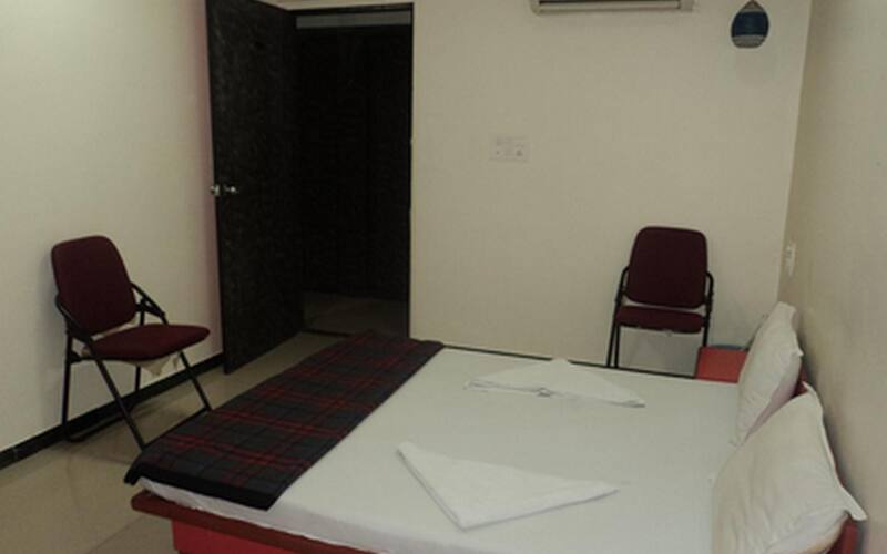 Shamlal Guest House, Thane 5